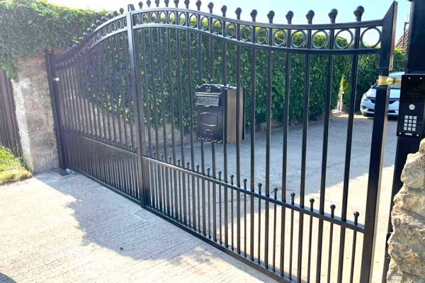 gates railings black00001